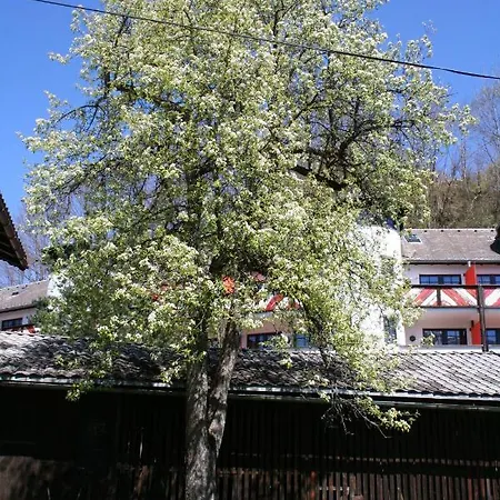 アパート Appartements-christian *